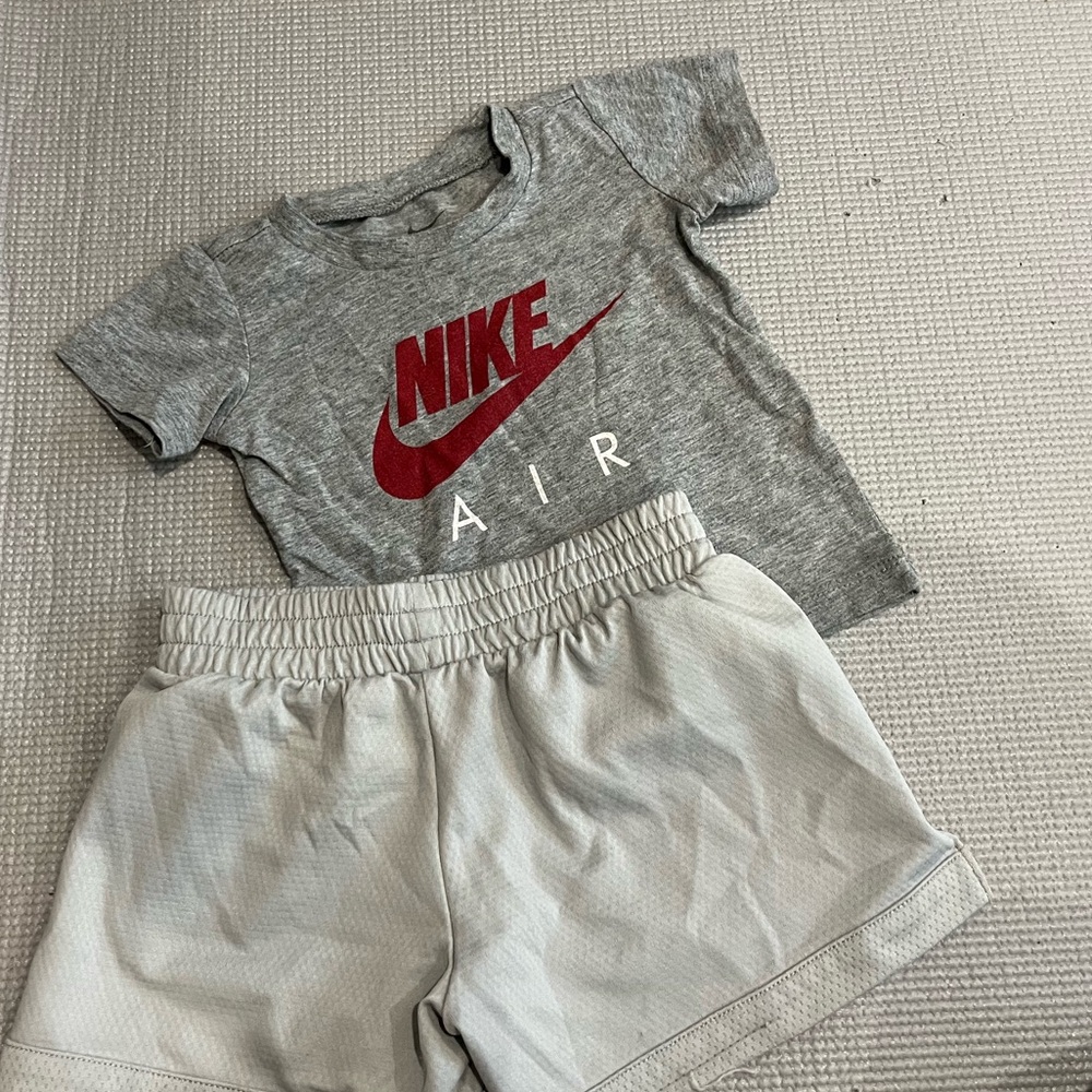 Nike Athletic Gray Set